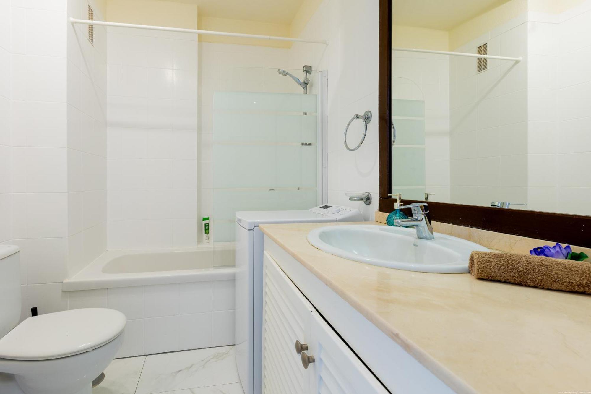 شقة Sweet Escape In Golf Del Sur, Ah332 With Heated Pool And Ocean View سان ميغيل ذي أبونا المظهر الخارجي الصورة